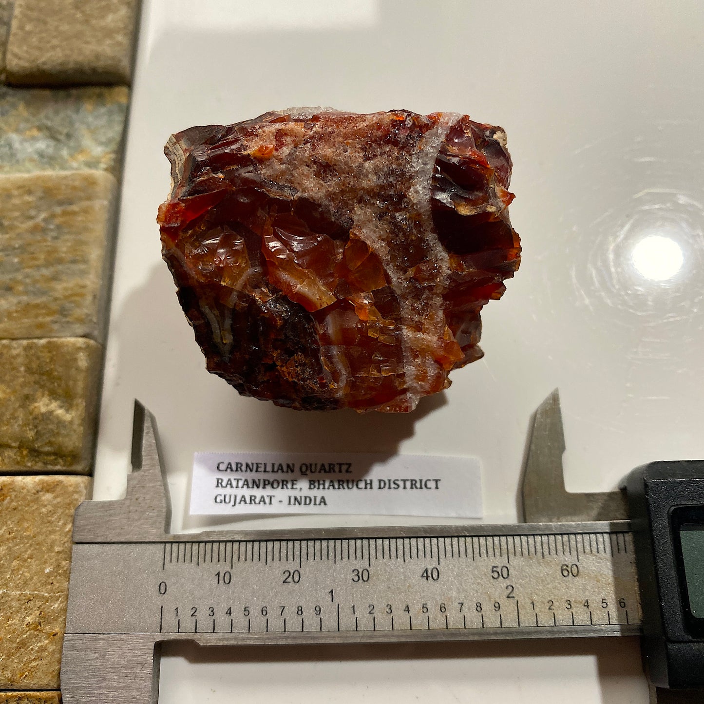 CARNELIAN QUARTZ : RATANPORE, BHARUCH DISTRICT, GUJARAT, INDIA 101g MF5306
