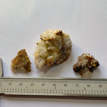 PYROMORPHITE WITH MIMETITE ETC - ROUGHTON GILL, CALDBECK, CUMBRIA 39g MF303