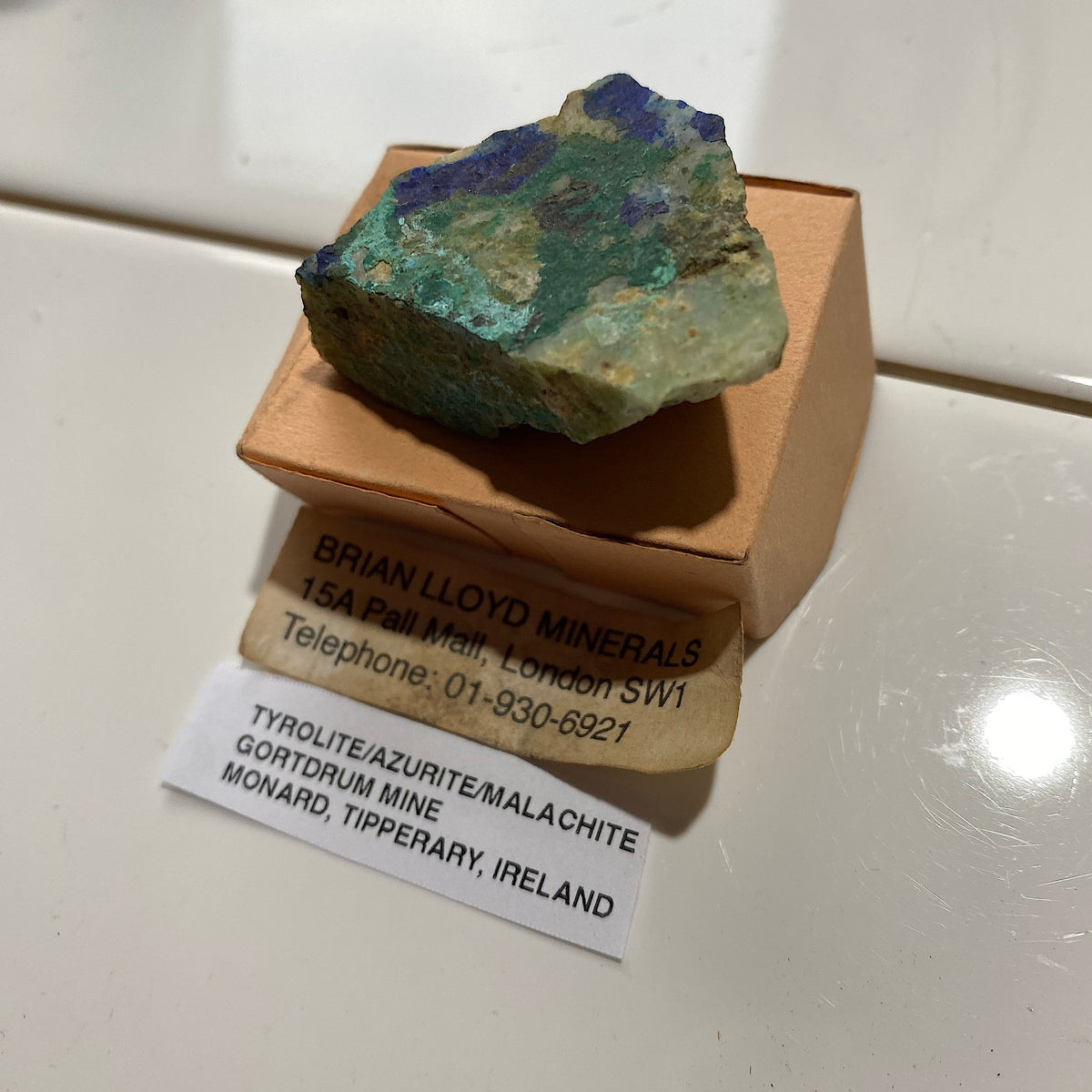 TYROLITE/AZYRITE/MALACHITE : GORTDRUM MIE, MONARD, TIPPERARY, IRELAND 24g. MF5308