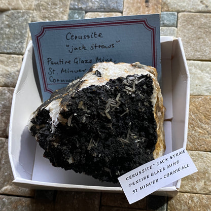 CERRUSITE : PENTIREGLAZE MINE, POLZEATH, ST MINVER, CORNWALL 211g MF4611