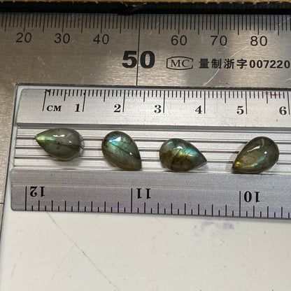 LABRADORITE NATURAL MINED GEMSTONES x 4 - NAIN COMPLEX, LABRADOR, CANADA 18Ct MFG5170