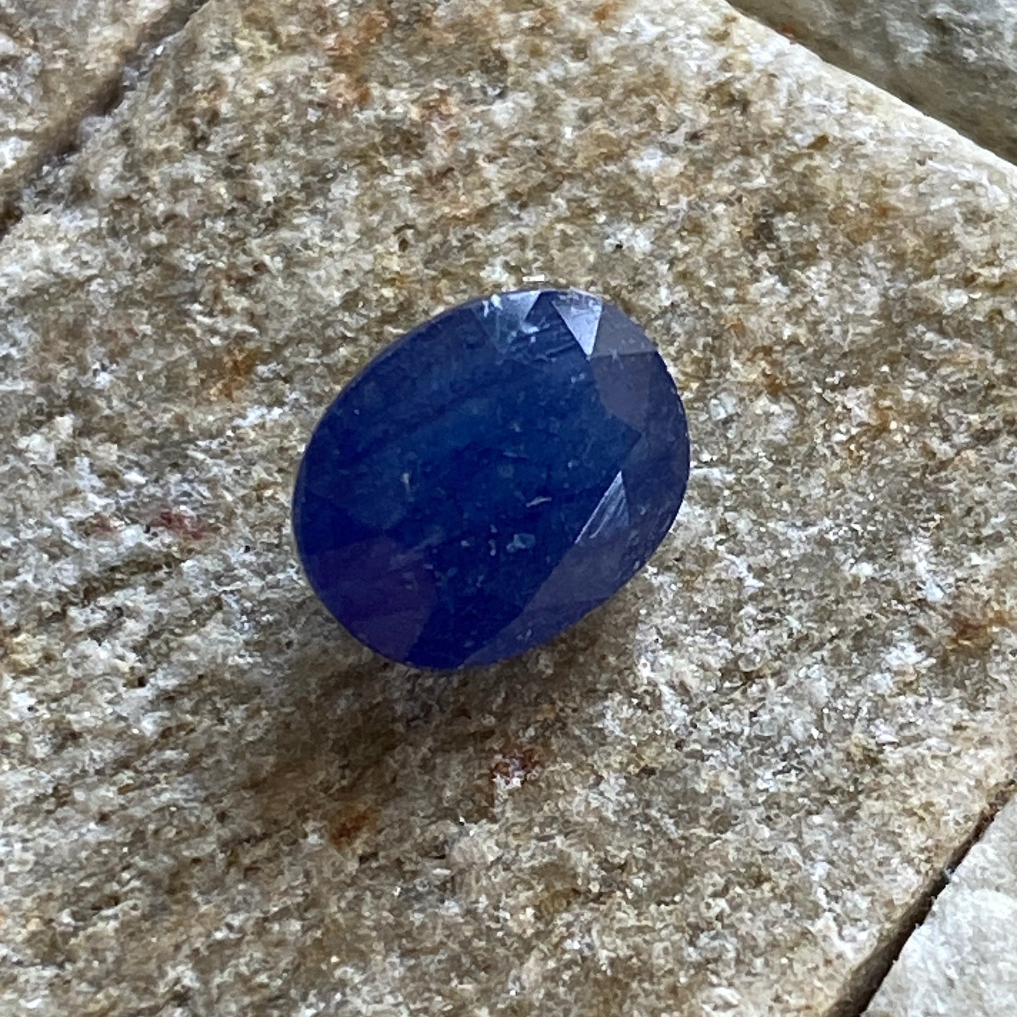 SAPPHIRE CORUNDUM GEMSTONE - NORTHERN CAPE, SOUTH AFRICA. 2.13Ct MFG2189