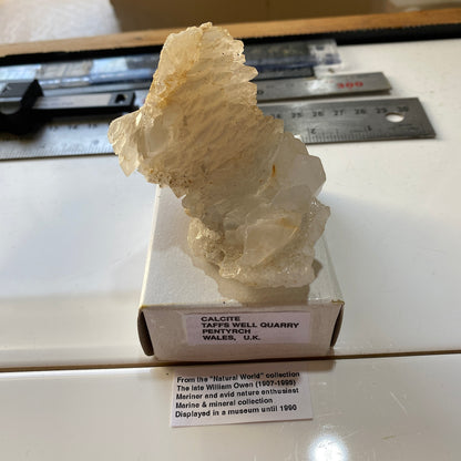 CALCITE ATTRACTIVE ASSEMBLAGE : TAFF WELLS, PENTYRCH, WALES. U.K. 147 g MF5316