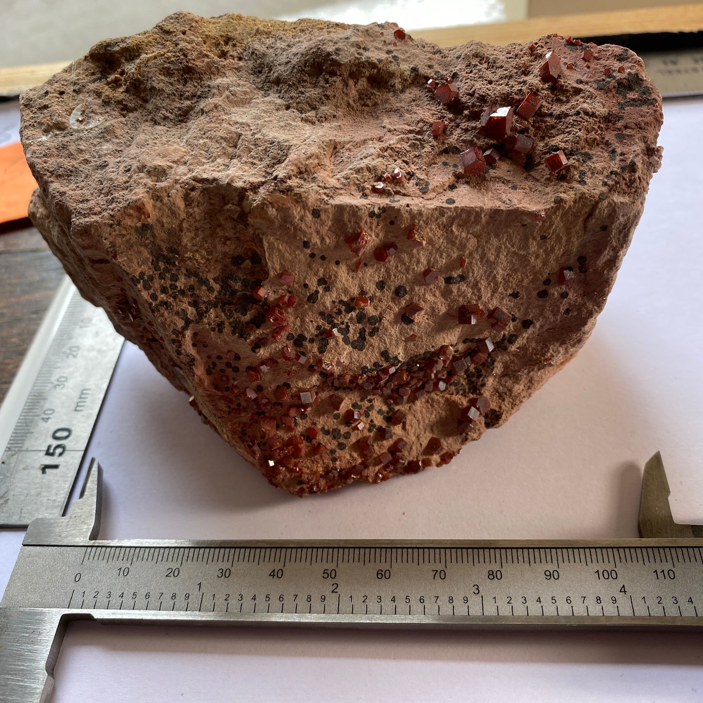 VANADINITE ON MATRIX - MIBLADEN M.D., MOROCCO,  LARGE 675g MF359