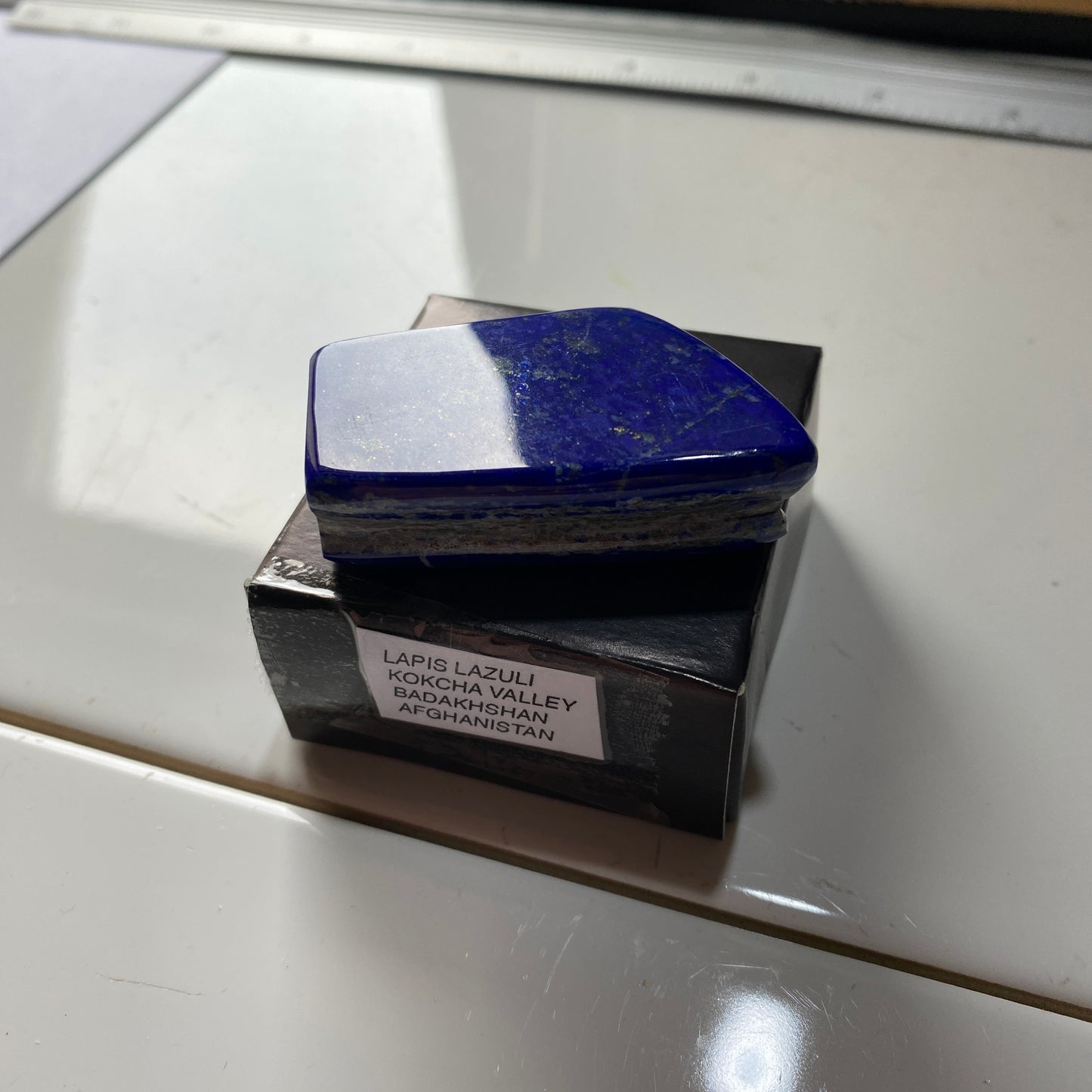 LAPIS LAZULI GEMSTONE = KOKCHA VALLEY, BADAKHSHAN, AFGANISTAN 48g MF5374