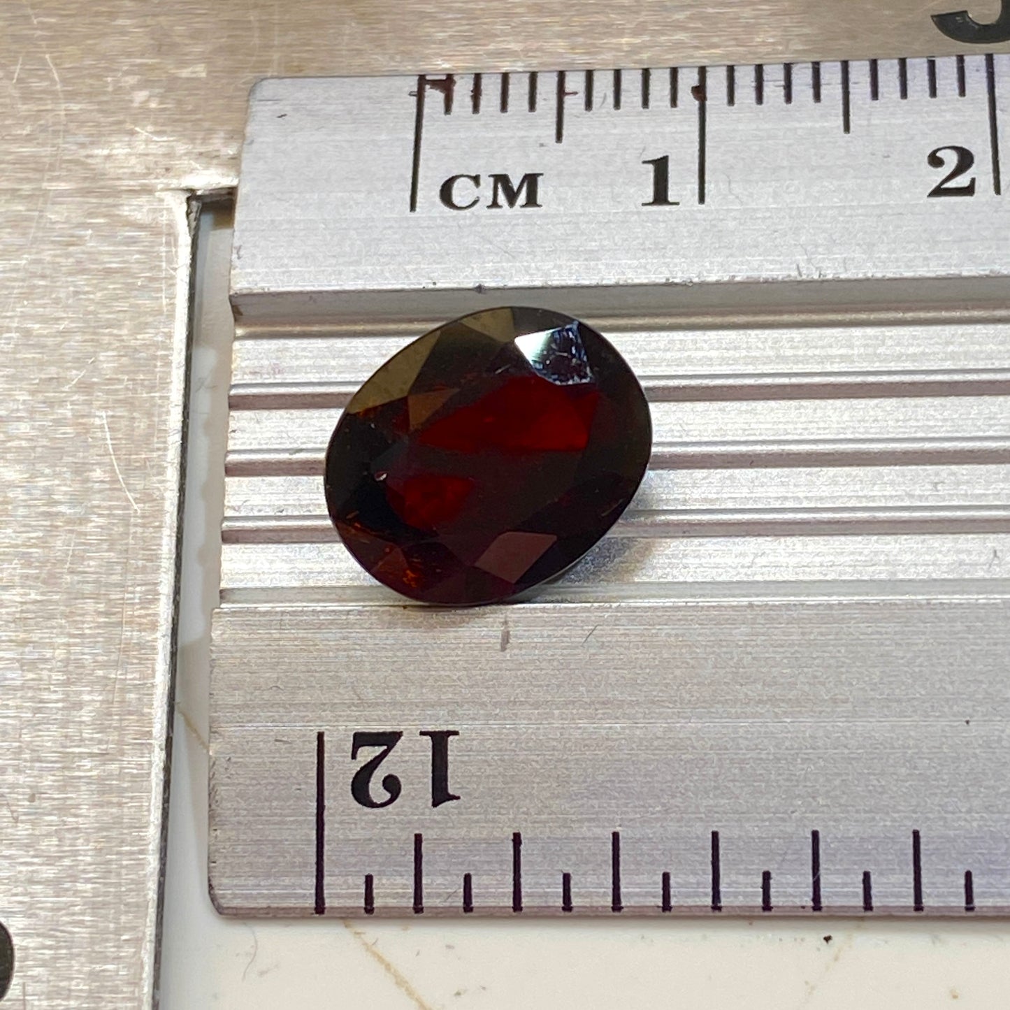 SPESSARTINE GARNET  NATURAL GEMSTONE - KUNENE REGION, NAMIBIA. 3.93Ct. MFG5173