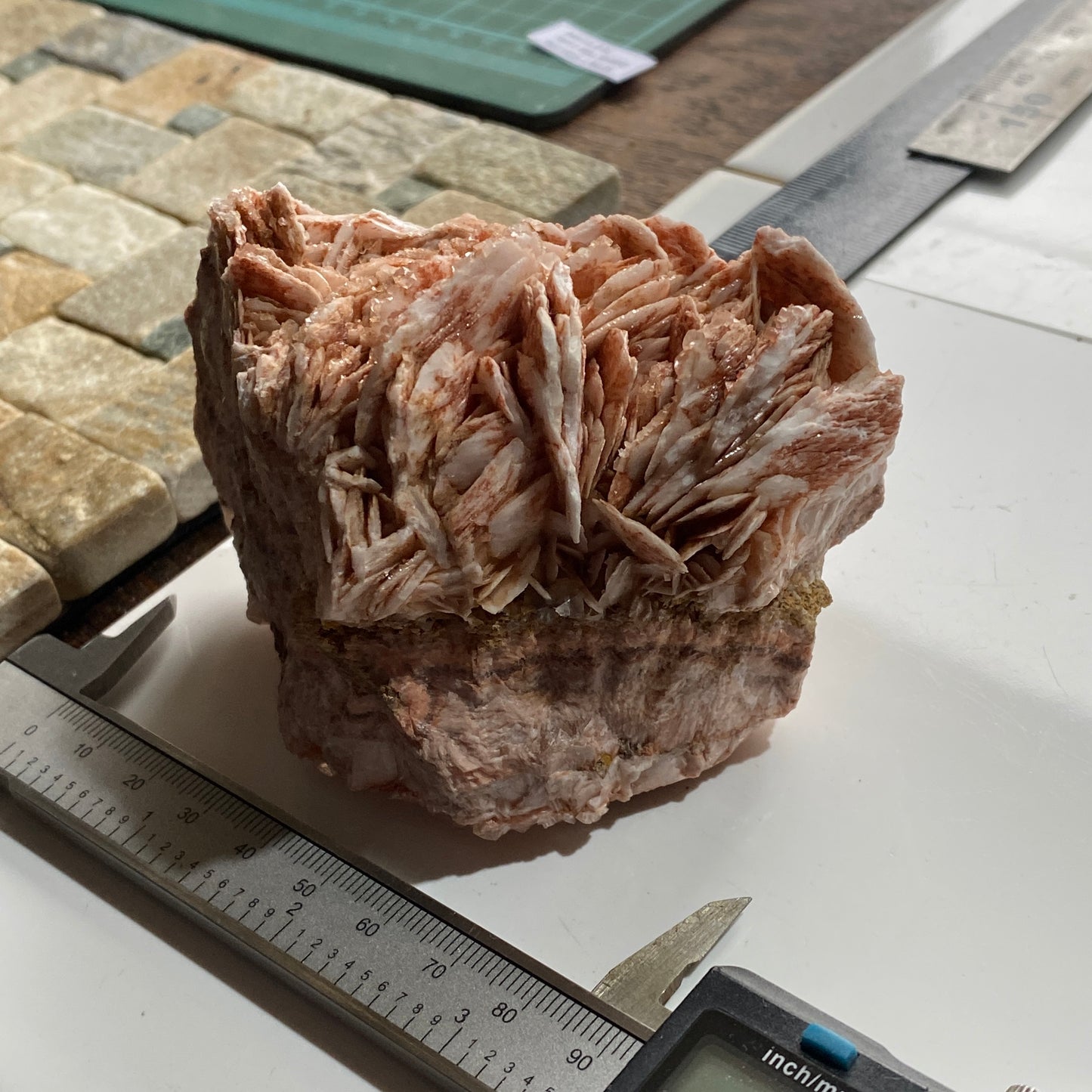 BARYTE WITH CALCITE ; TAFF'S WELL, PENTYRCH, WALES, U.K. 575g MF4622