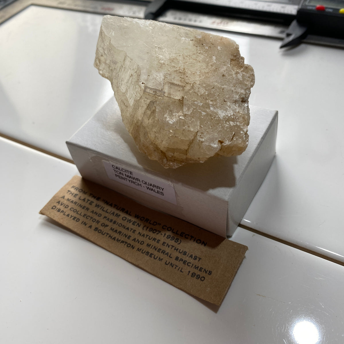 CALCITE FROM TON MAWR QUARRY, PENTYRCH, WALES. 133g MF5322