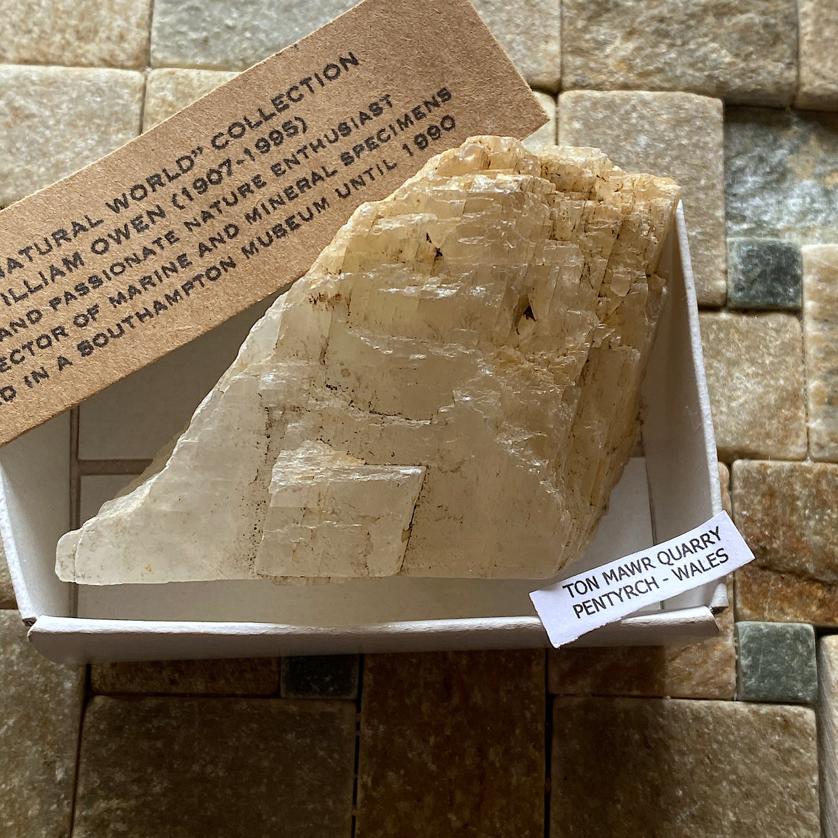 CALCITE FROM TON MAWR QUARRY, PENTYRCH, WALES. 133g MF5322