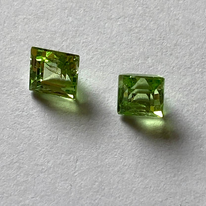 TSAVORITE NATURAL GEMSTONES x 2 - MERALANI HILLS, TANZANIA 0.87Ct. MFG1886