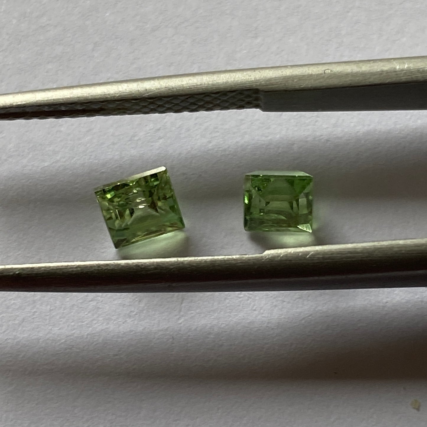 TSAVORITE NATURAL GEMSTONES x 2 - MERALANI HILLS, TANZANIA 0.87Ct. MFG1886