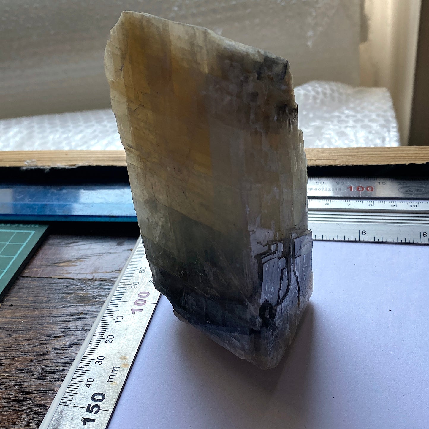 CALCITE RARE SPECIMEN FROM MADAWASKA MINE, ONTARIO, CANADA LARGE 692g MF370