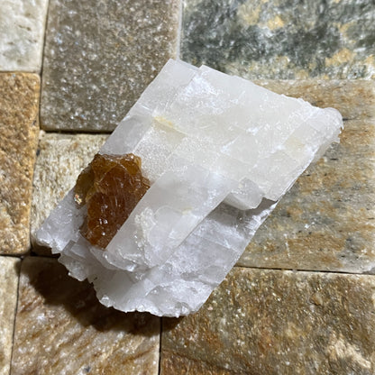 CALCITE : PARC MINE, LLANWRST,SNOWDONIA, WALES. 31g MF4625