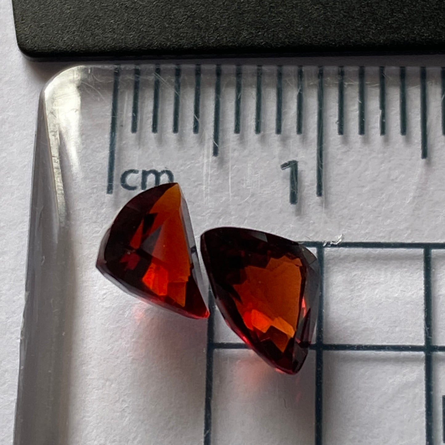 SPESSARTINE GARNET GEMSTONES x2 - NAVEGADORA MINE, MINAS GERAIS, BRAZIL 2.39Ct MFG1588