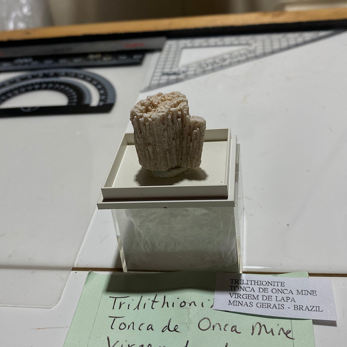 TRILITHIONITE RARE SPECIMEN : TOCA ONCA PEGMATITE, MINAS GERAIS, BRAZIL 11g MF4649