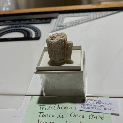 TRILITHIONITE RARE SPECIMEN : TOCA ONCA PEGMATITE, MINAS GERAIS, BRAZIL 11g MF4649