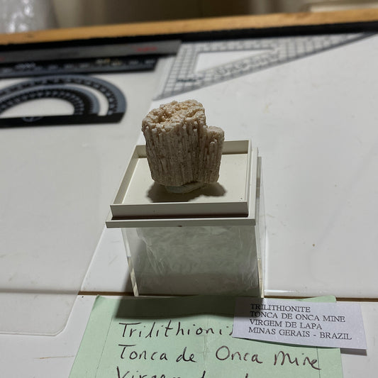 TRILITHIONITE RARE SPECIMEN : TOCA ONCA PEGMATITE, MINAS GERAIS, BRAZIL 11g MF4649
