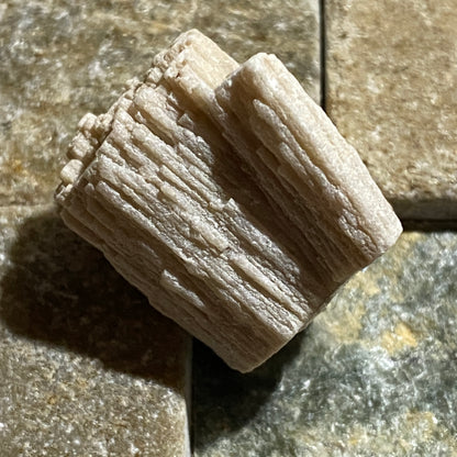 TRILITHIONITE RARE SPECIMEN : TOCA ONCA PEGMATITE, MINAS GERAIS, BRAZIL 11g MF4649