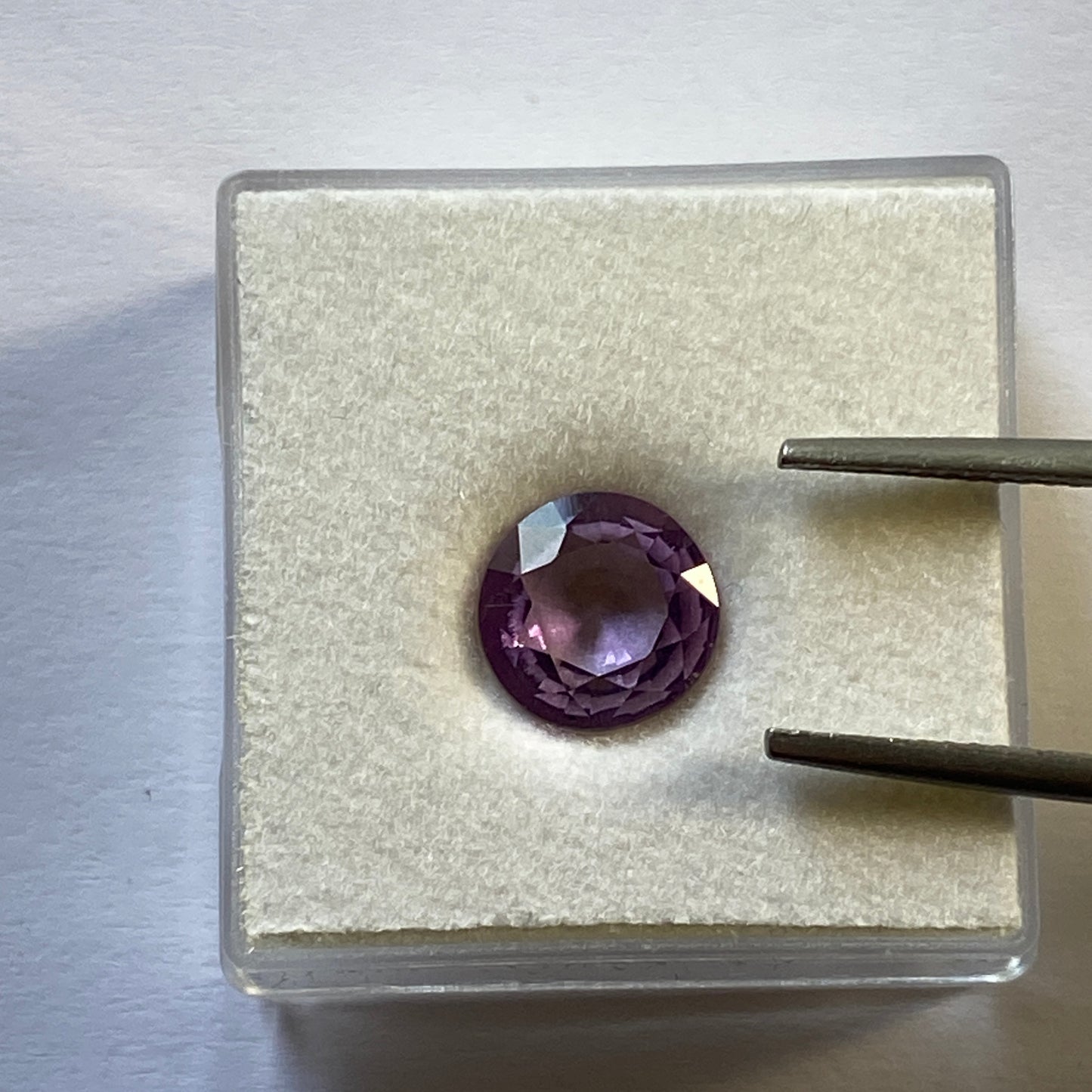 AMETHYST QUARTZ NATURAL MINED GEMSTONE - BAHIA, BRAZIL. 1.40Ct. MF924