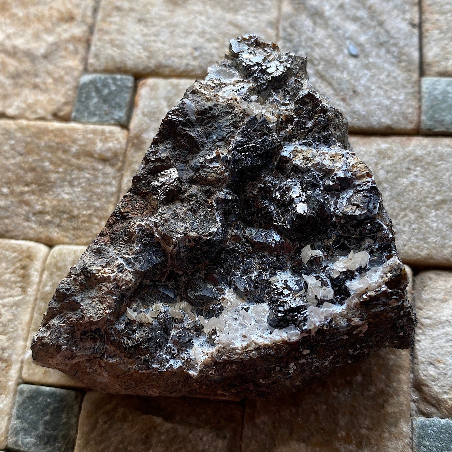 SPHALERITE ON MATRIX - DRY GILL MINE, CALDBECK, CUMBRIA, ENGLAND 72g MF302