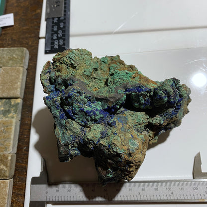 AZURITE/MALACHITE [ETC] : DOLYMIR QUARRY, OLD RADNOR, WALES  803g MF4612