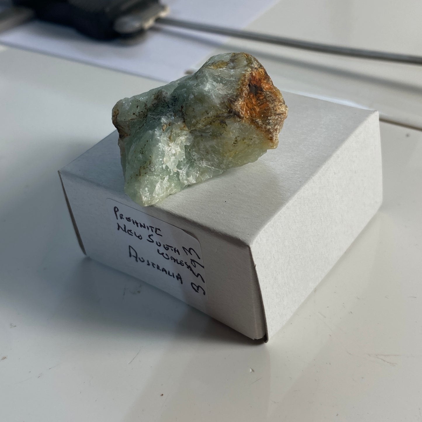 PREHNITE - PROSPECT QUARRY, N.S.W., AUSTRALIA 24g.  MF3593