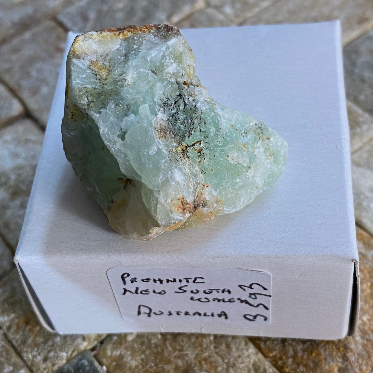 PREHNITE - PROSPECT QUARRY, N.S.W., AUSTRALIA 24g.  MF3593