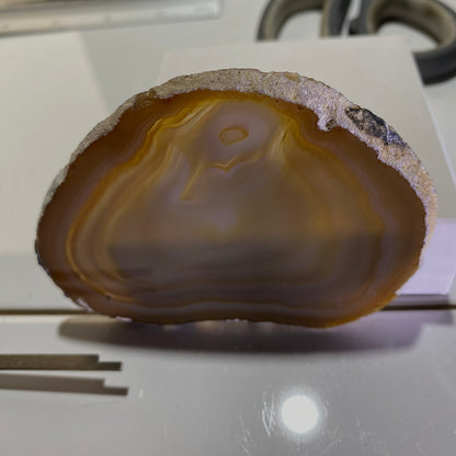 AGATE QUARTZ SLICE - SCURDIE NESS, MONTROSE, ANGUS, SCOTLAND 49g MF295