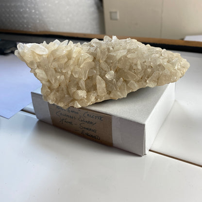 CALCITE 'RICE GRAIN" HABIT - COLEMANS QUARRY, SOMERSET 280g. MF6306