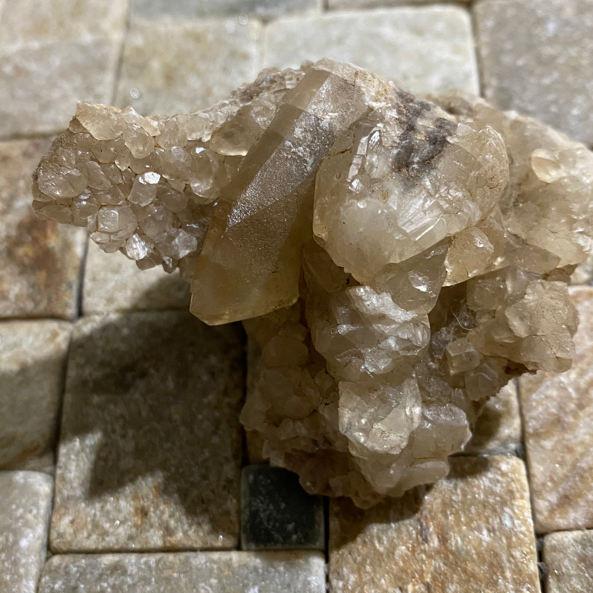 CALCITE : TOM MAWR QUARRY, PENTYRCH, WALES  72g. MF5327