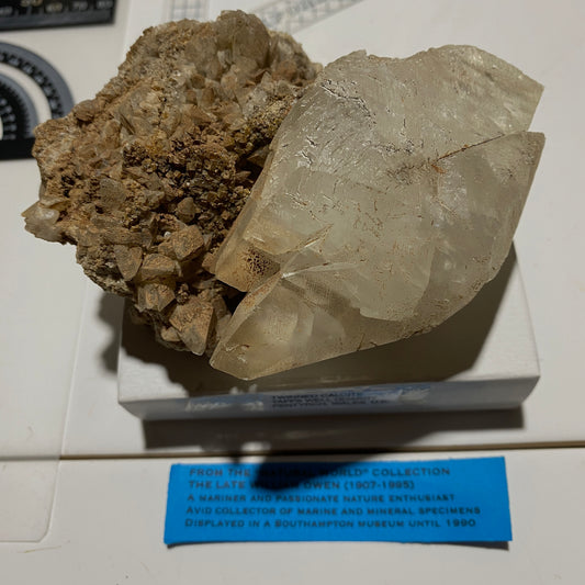 TWINNED CALCITE 0N MATRIX : TAFF'S WELL. PENTRYRCH, WALES 484g MF4676