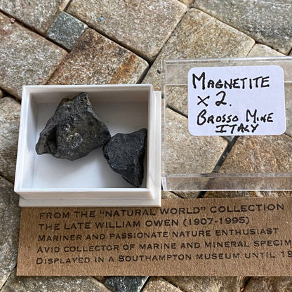 MAGNETITE SPECIMENS x 2 - BROSSO MINE, ITALY. TOTAL 12g. MF3595