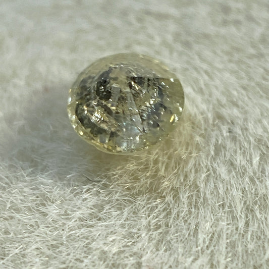 DIAMOND GEMSTONE NATURAL MINED - TINY 0.12Ct.  CAMEROON. MFG4243