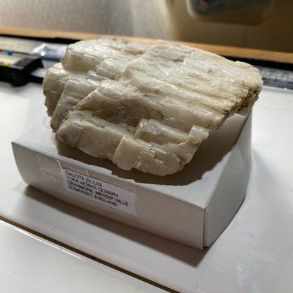 CALCITE : TORR WORKS QUARRY, CRANMORE, MENDIP, SOMERSET  329g MF5329