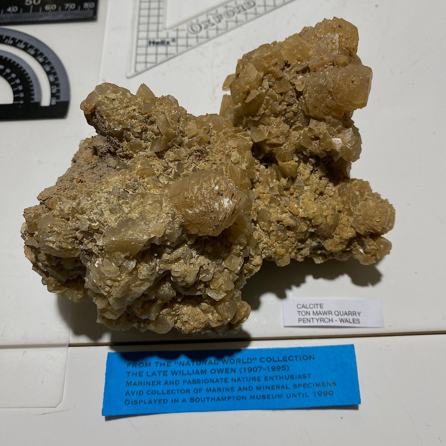 CALCITE : TON MAWR QUARRY, PENTYRCH, WALES  495g  MF4602