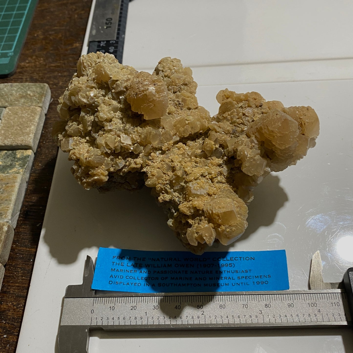 CALCITE : TON MAWR QUARRY, PENTYRCH, WALES  495g  MF4602