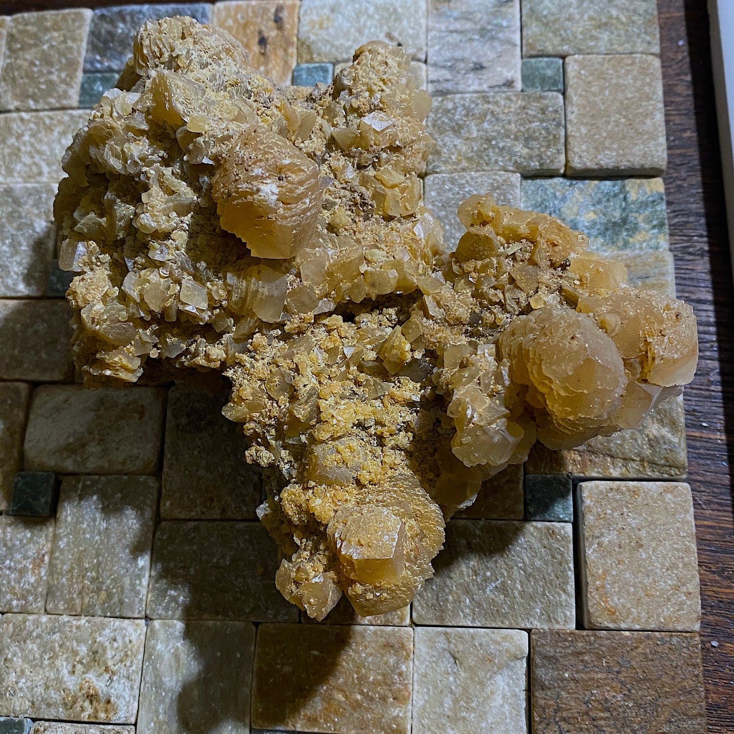 CALCITE : TON MAWR QUARRY, PENTYRCH, WALES  495g  MF4602