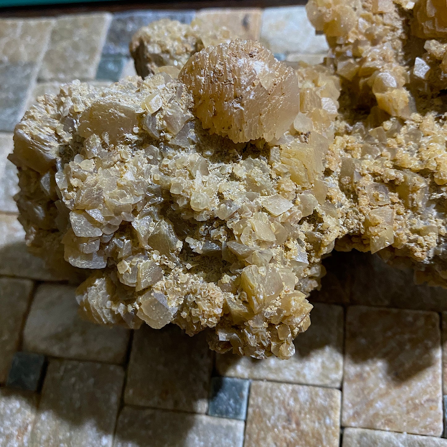 CALCITE : TON MAWR QUARRY, PENTYRCH, WALES  495g  MF4602