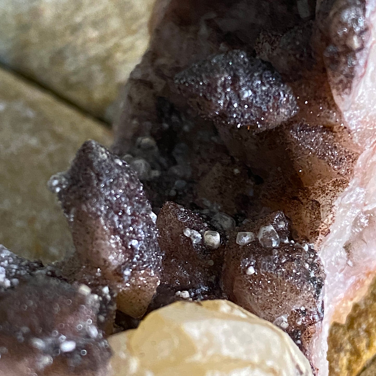 CALCITE WITH QUARTZ & GOETHITE - DULCOTE QUARRY, MENDIP HILLS, SOMERSET, ENGLAND. 56g MF6325