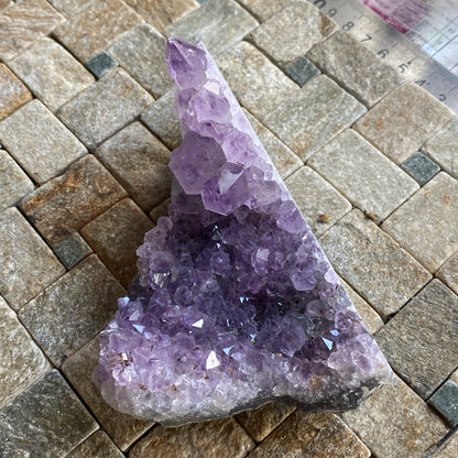 AMETHYST QUARTZ ATTRACTIVE PIECE FROM RIO GRANDE DO SUL, BRAZIL 273g MF1446