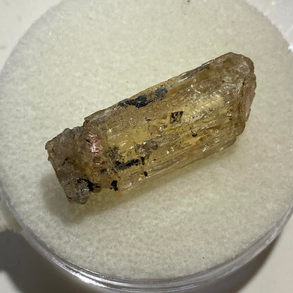 TOPAZ CRYSTAL : OURO PRETO, MINAS GERAIS, BRAZIL  21.30Ct. MF5343