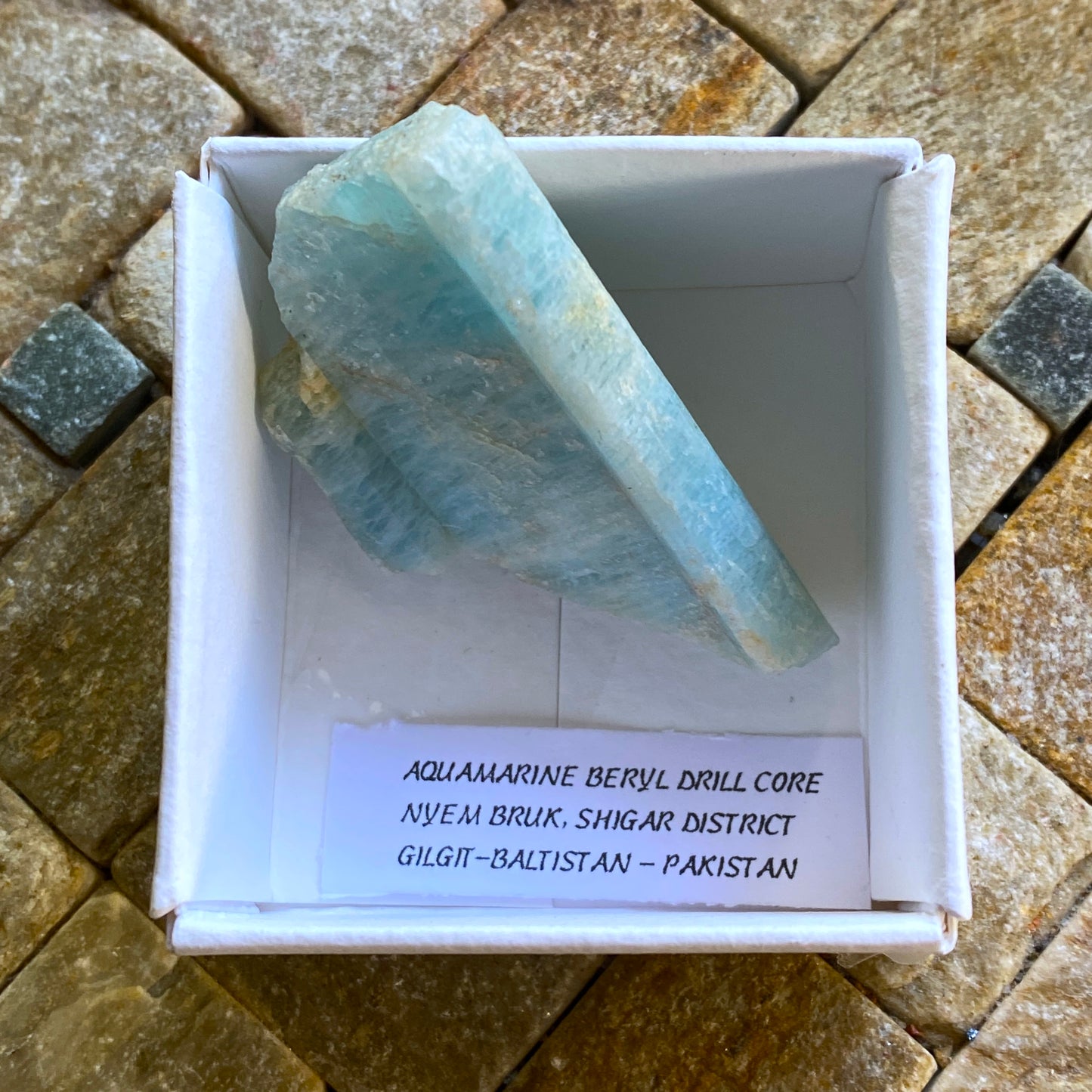 AQUAMARINE BERYL DRILL CORE SPECIMEN - SHIGAR, PAKISTAN. 19g MF3743