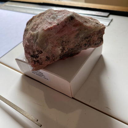 RHODONITE - FRANKLIN MINE, SUSSEX CO. NEW JERSEY, U.S.A. 439g MF4466