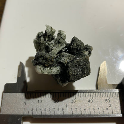 RUTILE/CHLORITE/ALBITE EXQUISITE SPECIMEN : SEEBACH VALLEY, AUSTRIA 30g MF4679