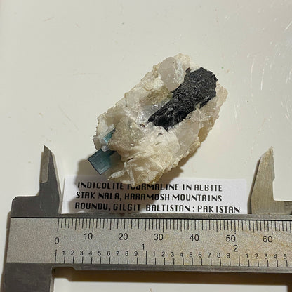 INDICOLITE TOURMALINE IN ALBITE : STAK NALA, HAROMOSH MTS, PAKISTAN 28g. MF5349