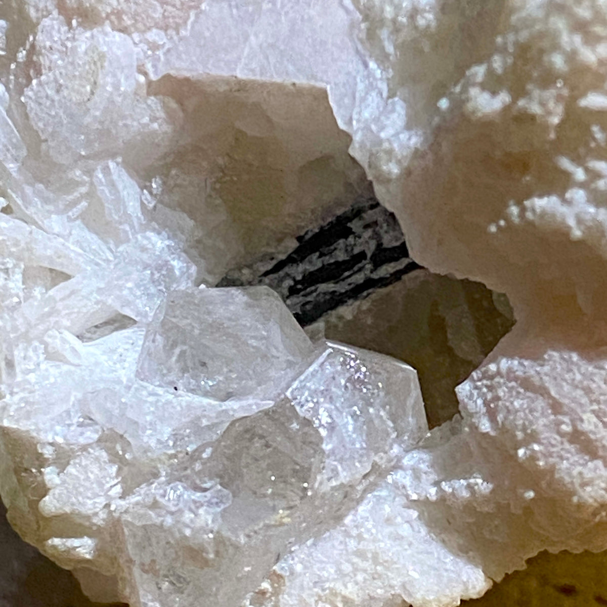 INDICOLITE TOURMALINE IN ALBITE : STAK NALA, HAROMOSH MTS, PAKISTAN 28g. MF5349