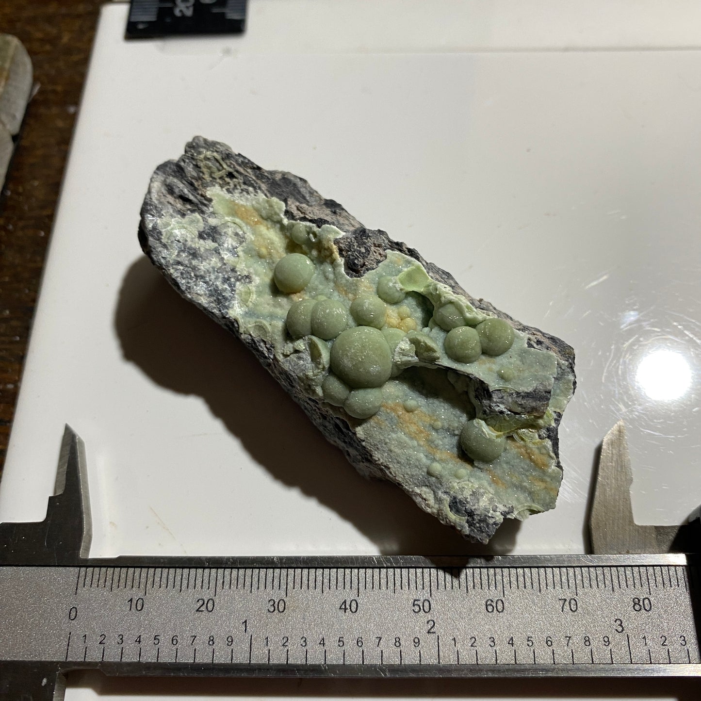 WAVELLLITE : COUNTY PIT, MAULDIN MOUNTAINS, ARKANSAS, U.S.A. 82g MF4685