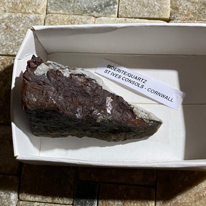 SIDERITE/QUARTZ : ST IVES CONSOLS,ST IVES , CORNWALL  60g MF4667