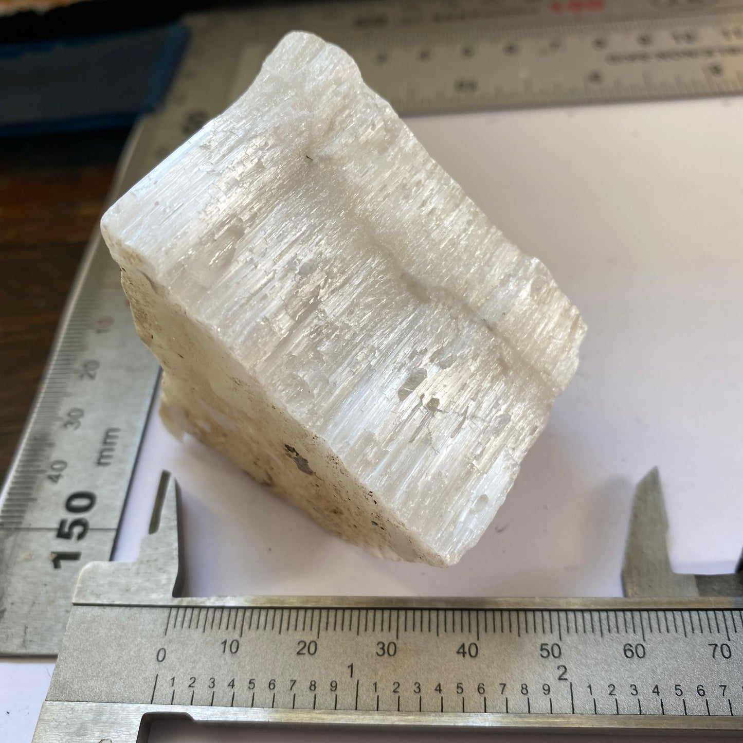 SATIN SPAR GYPSUM - BAVARIA, GERMANY  153g. MF3069