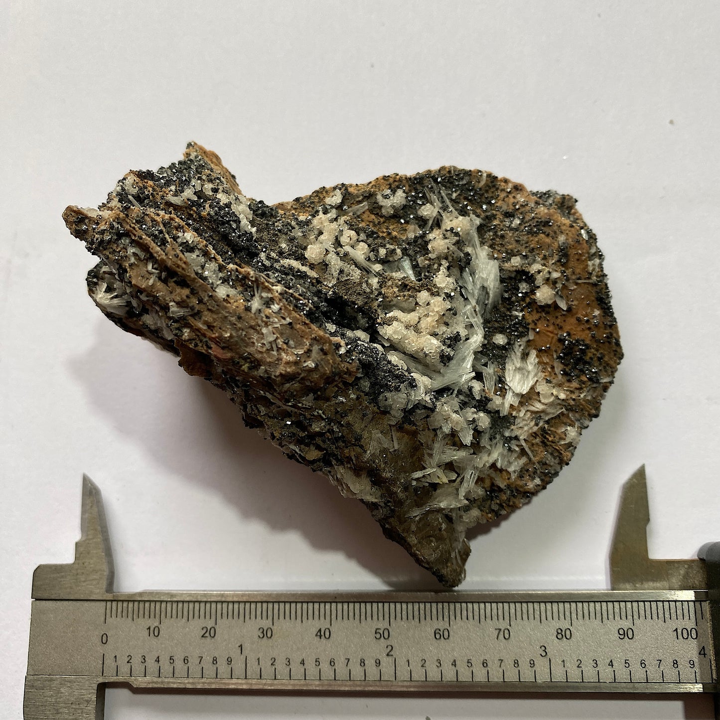 CERUSSITE WITH DESCLOZITE [ETC] - PREGUICA MINE, BEJA, PORTUGAL 192g MF665